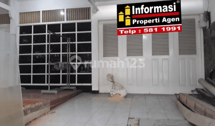 The old house is suitable for investment or rebuilding.