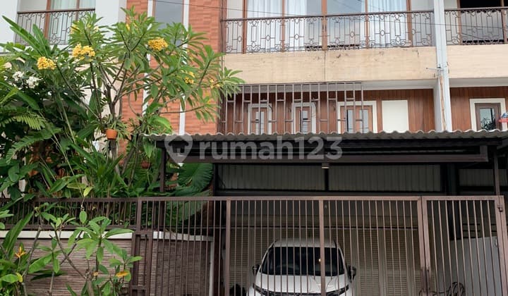 Rumah Bagus dan Mewah di Fatmawati