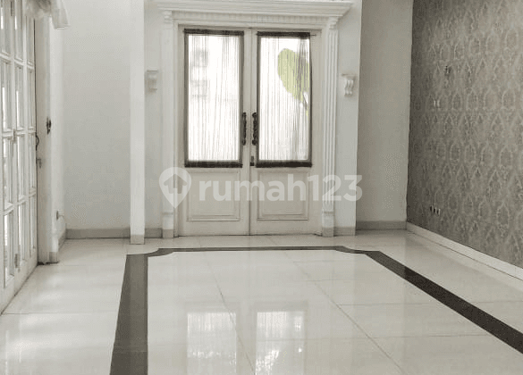 Elang Bintaro Rumah Ngantong Hadap Timur 3.5M