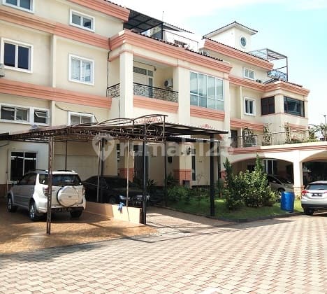 Rumah Mutiara Mediterania Pluit