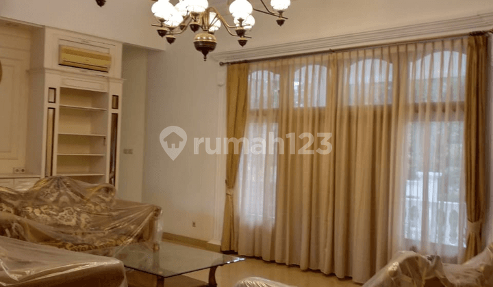 Rumah fully furnished Pondok Indah