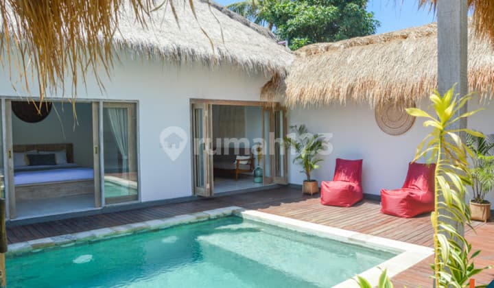 VILLA TROPIS HAK MILIK DI GILI AIR VL2346