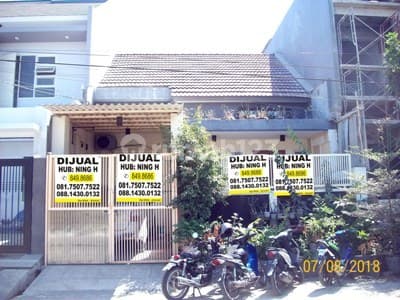 House in Wonorejo Permai Selatan, Nice + Well-Maintained, Paved Front Road, Suitable for Young Couples, Move-In Ready - NH -