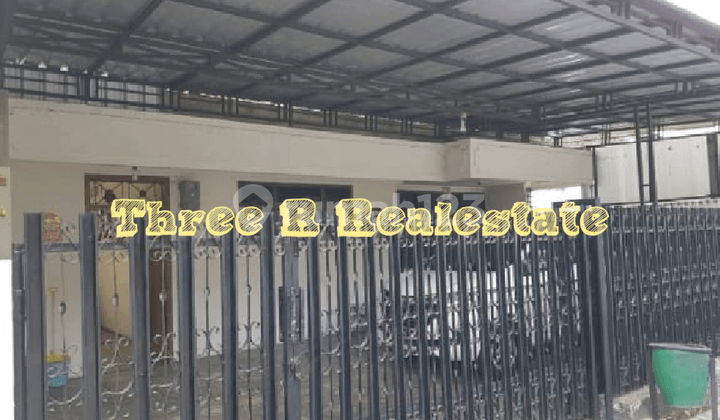 Rumah berikut furniture di Klojen dekat pusat bisnis di Malang