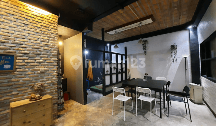 Rumah Dan Bangunan Cocok Untuk Usaha Atau Tempat Tinggal