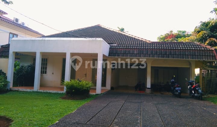 Rumah lama hitung tanah lokasi Elite kemang dalam