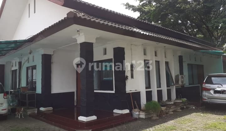 Nice House Unfurnished Freehold Certificate Jl. Baru