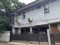 Rumah cantik ada kamar kost dekat mrt di Cilandak jakarta selatan