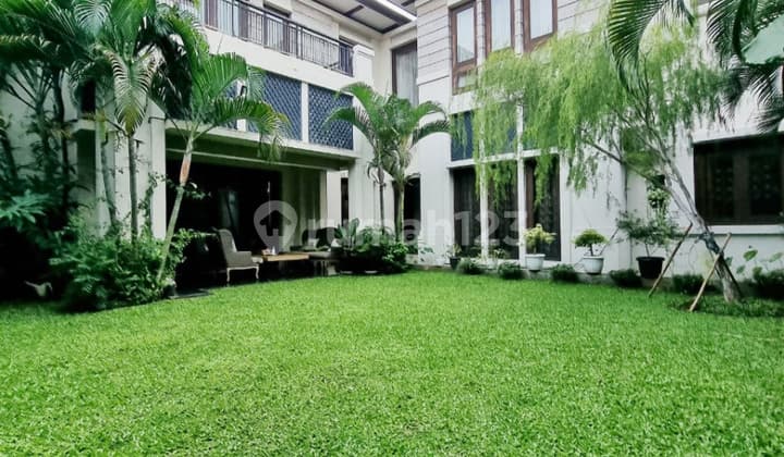 RUMAH LUAS dan MEWAH at Jl BANGKA KEMANG, JAKSEL