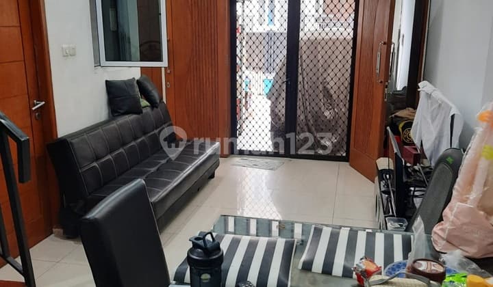 Rumah Bagus Rapih Kelapa Hibrida Turun Harga