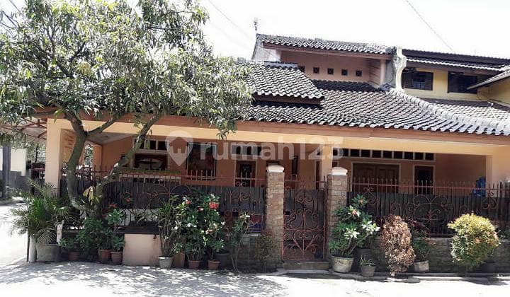 Rumah siap huni nyaman Dan terawat margahayu Raya belakang MTC