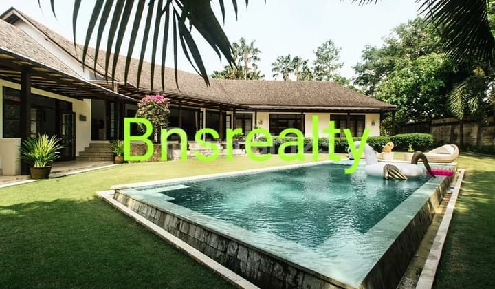 Villa Jual Lokasi Berawa