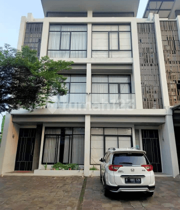 For Sale Sunrise Garden House