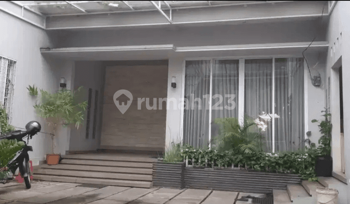 Rumah tanah luas pinggir jalan pondok kopi Jakarta Timur
