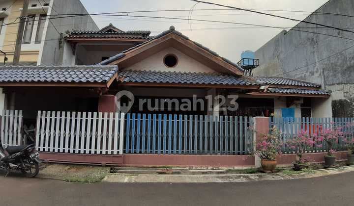 Rumah Dengan Lokasi Yang Sangat Bagus, Strategis, Bebas Banjir