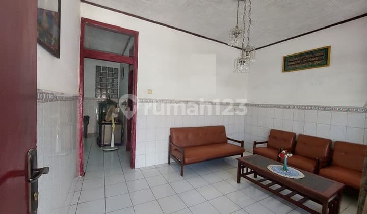 Rumah KEREN BANGET di Margahayu Permai