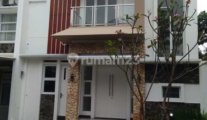 Brand New Townhouse Pondok Labu Area
