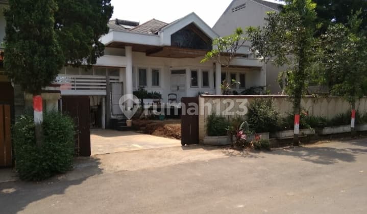 Rumah di jual harga murah lokasi sayap Pasteur Surya Sumantri Bandung