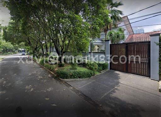 HOUSE CLASSIC STYLE IN KEBAYORAN BARU