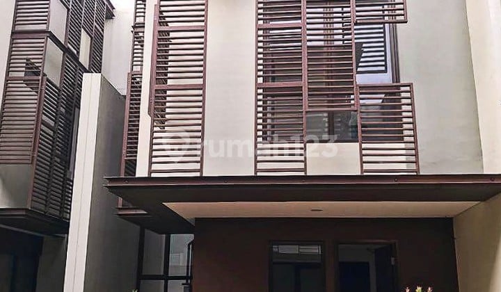 Rumah 3 lantai untuk milenial strategis @Greenwich Park BSD City