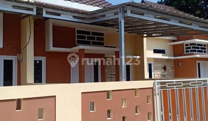 Rumah baru pinggir jalan raya dekat exit tol dan stasiun