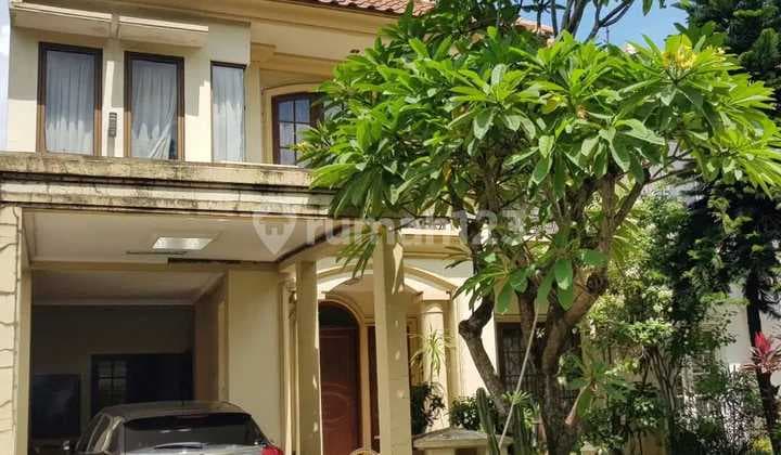 Rumah siap huni, bagus, rapi, dekat toll dan satasiun rawabuntu cluster Versailles bsd