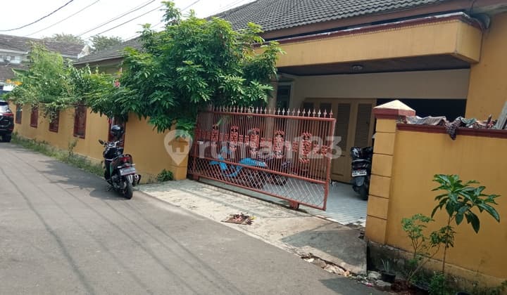 Rumah 1 Lantai asri Pondok Bambu Jakarta Timur
