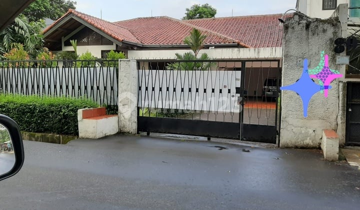 Edisi turun harga Rumah luas dgn tanah luas di lokasi Premium Jkt Selatan dgn harga nego