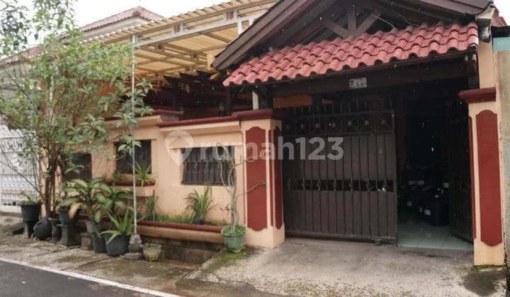 Rumah 2 Lantai Siap Pakai