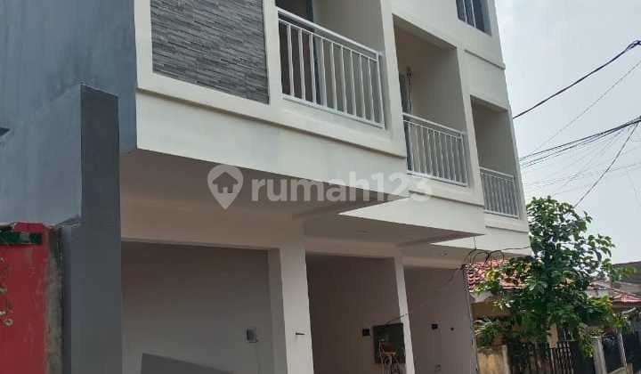 DIJUAL RUMAH BARU MINIMALIS MODERN DI CEMPAKA PUTIH BARAT