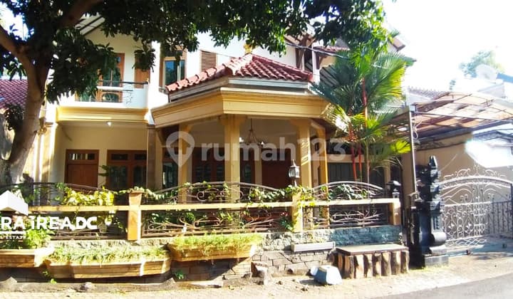Rumah Bagus Tengah Kota Siap Huni Dijual di Tengger Gajahmungkur Semarang Selatan