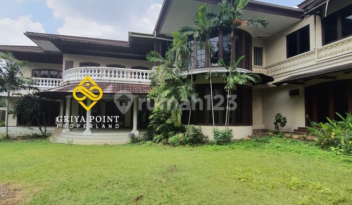 Rumah Bagus di Bukit Golf Pondok Indah Jakarta Selatan