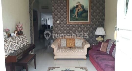 Dijual Rumah 2 Lt di Puri Indah