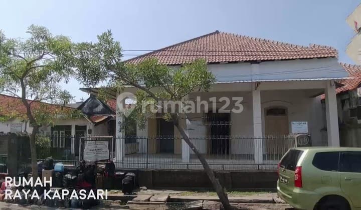 Kapasari Grand House, Kembar Street