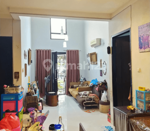 Rumah Cantik di Melia Residence