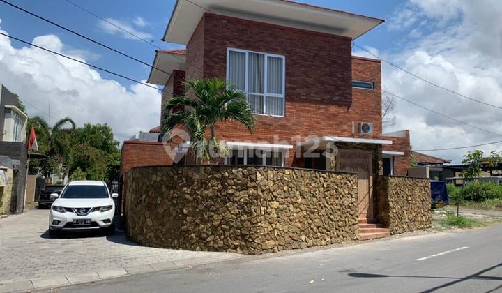 NEW MINIMALIST STYLE HOUSE IN DENPASAR