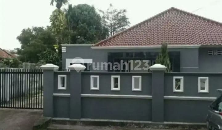 House 300/495 on Joko Street near Kambang Iwak, Palembang