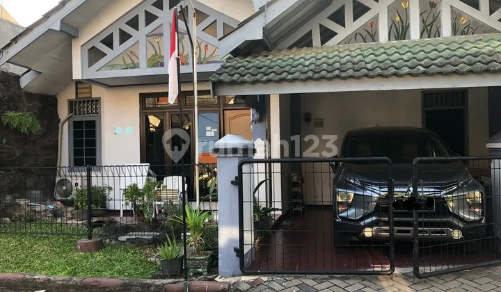 Rumah Deltasari indah sidoarjo Rumah Deltasari indah sidoarjo