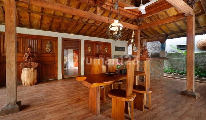 Villa etnik joglo style ubud
