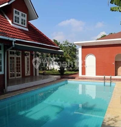 Rumah Mewah Kemang Selatan