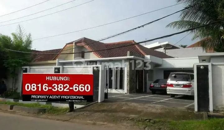 Rumah 300/499 di Jln Ratna Bukit kecil Palembang