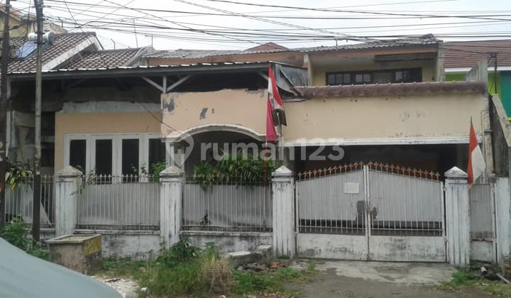 Rumah Tua Di Cipinang Timur