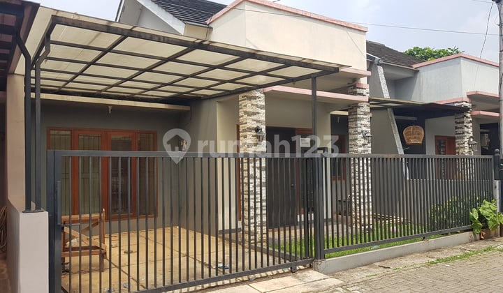 Dijual Rumah Strategis Cluster Wijaya Residence