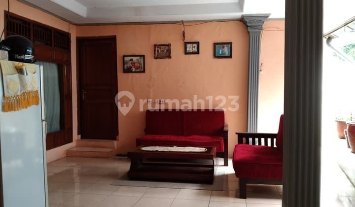 Rumah lama siap huni + 10 kostan dilokasi sdh di Bangka