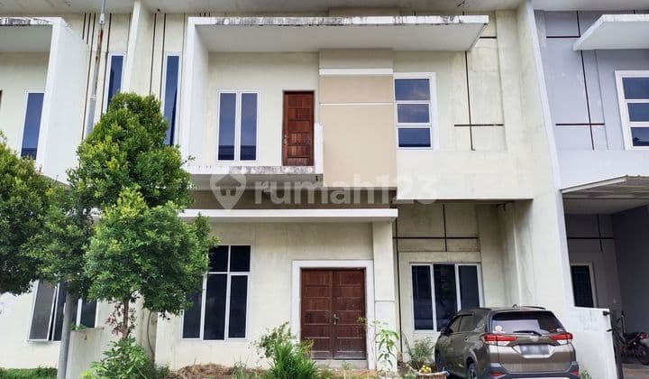 Villa di Komplek Graha Halvetia ( Cluster Sophie Suite )