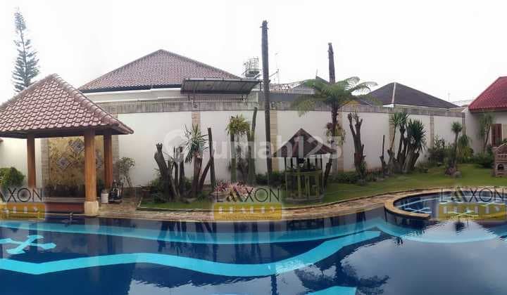 RUMAH MEWAH SUPER LUAS SIAP HUNI DI PERUMAHAN ELIT DAGO DEKAT SIMPANG DILENGKAPI KOLAM RENANG KEREN