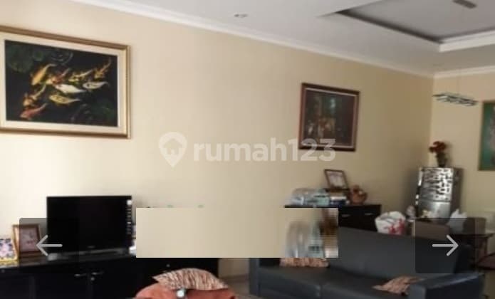 Rumah Bagus Cozy Banget di Batununggal Indah