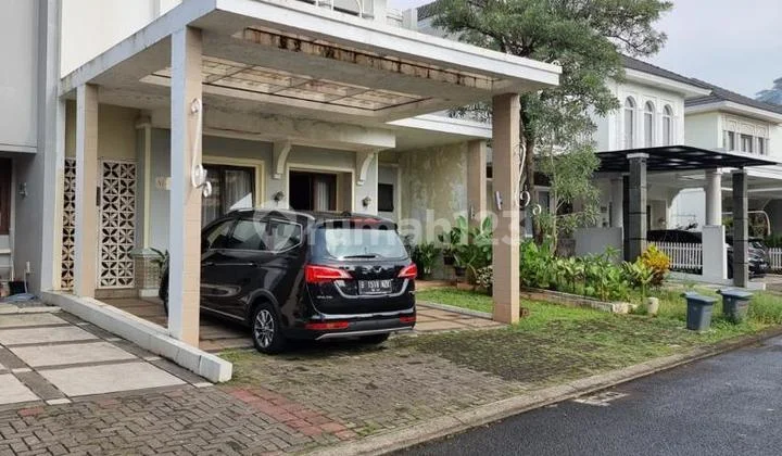 Rumah cantik terawat siap huni