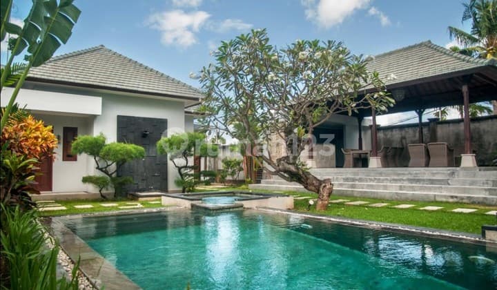VILLA DAN RESTO LOKASI PRIME CANGGU DEKAT PANTAI ECHO BEACH