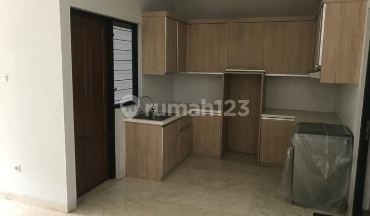 Brand New Beautiful House Pondok Indah Area